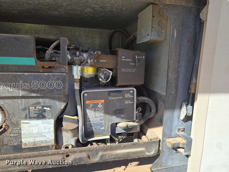 image for item EU3903 1996 Fleetwood Bounder RV