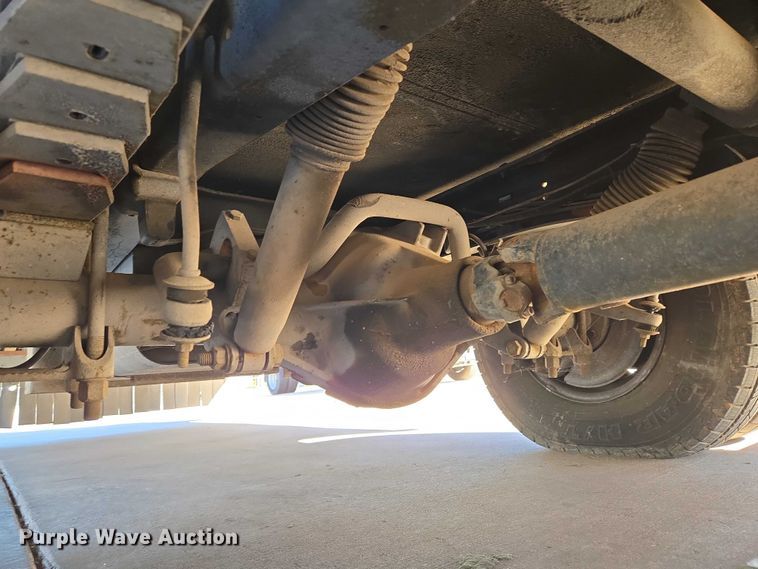 image for item EU3903 1996 Fleetwood Bounder RV