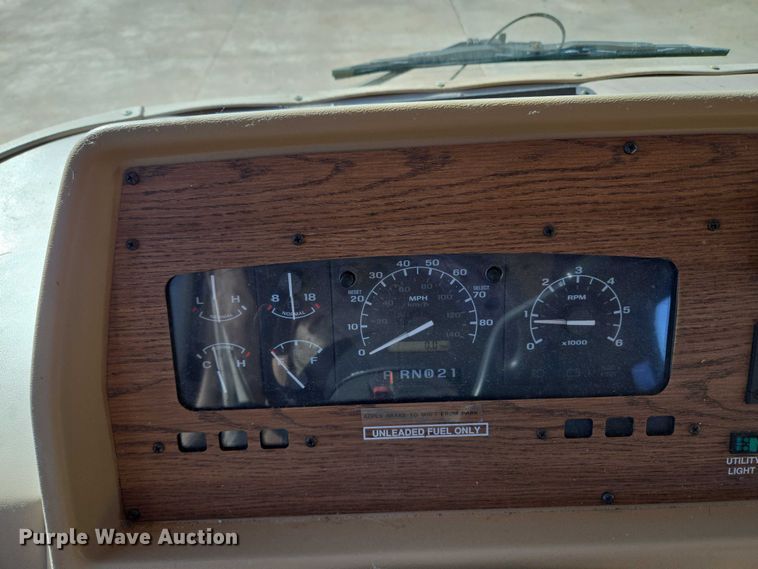 image for item EU3903 1996 Fleetwood Bounder RV