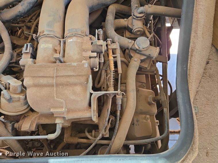 image for item EU3903 1996 Fleetwood Bounder RV