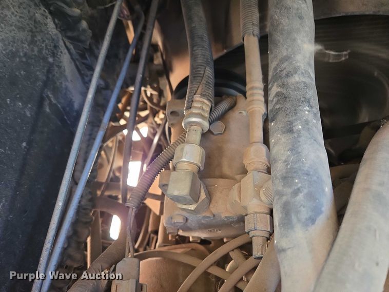 image for item EU3903 1996 Fleetwood Bounder RV