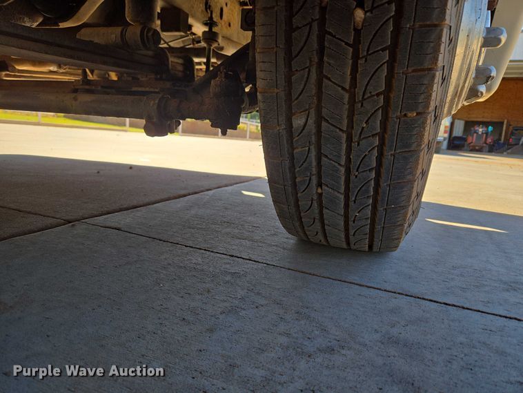 image for item EU3903 1996 Fleetwood Bounder RV