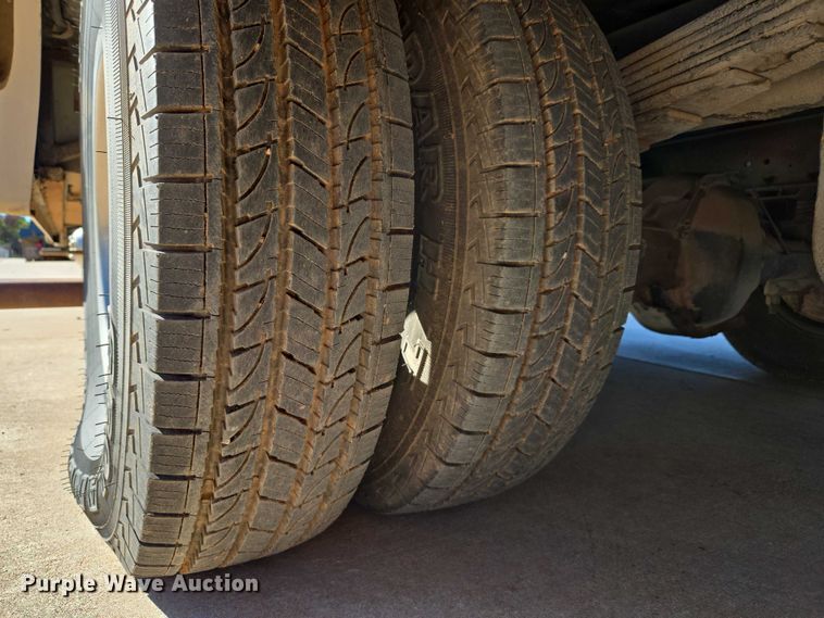 image for item EU3903 1996 Fleetwood Bounder RV