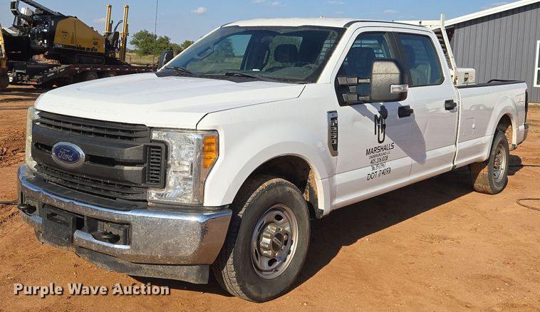 image for item EU3921 2017 Ford F250 Super Duty XL Crew Cab pickup truck