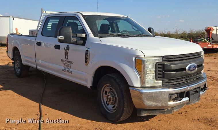 image for item EU3921 2017 Ford F250 Super Duty XL Crew Cab pickup truck