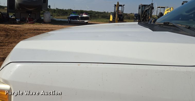 image for item EU3921 2017 Ford F250 Super Duty XL Crew Cab pickup truck