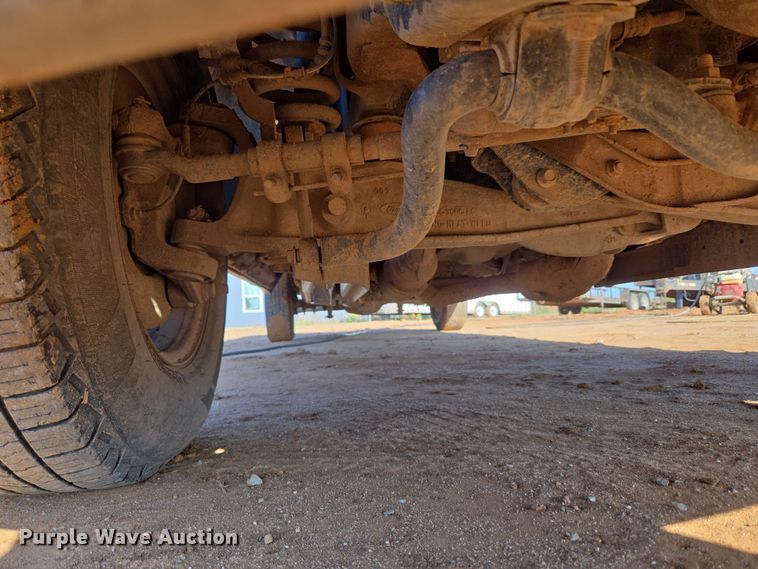 image for item EU3921 2017 Ford F250 Super Duty XL Crew Cab pickup truck