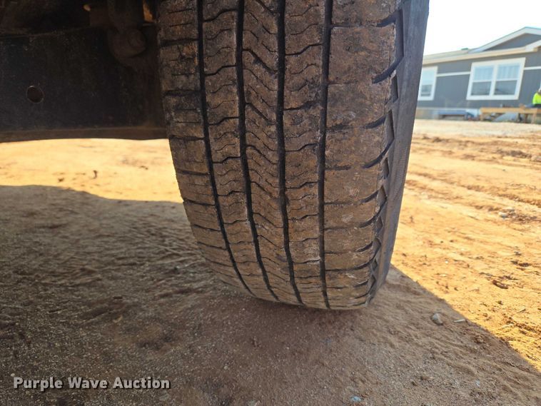 image for item EU3921 2017 Ford F250 Super Duty XL Crew Cab pickup truck