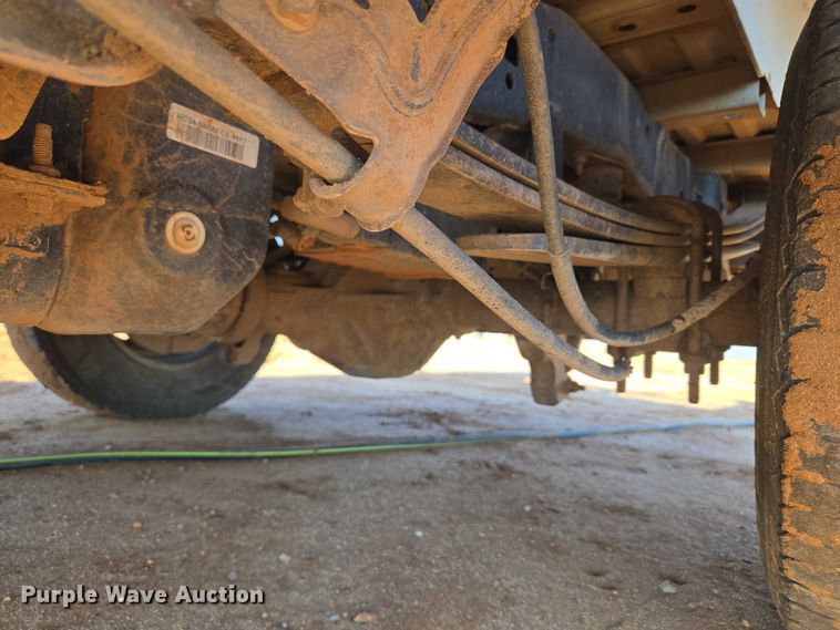 image for item EU3921 2017 Ford F250 Super Duty XL Crew Cab pickup truck