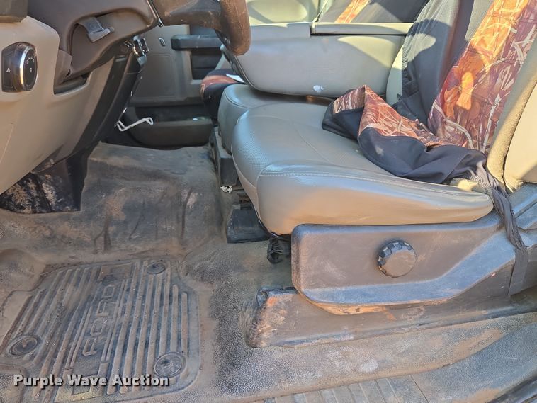 image for item EU3921 2017 Ford F250 Super Duty XL Crew Cab pickup truck