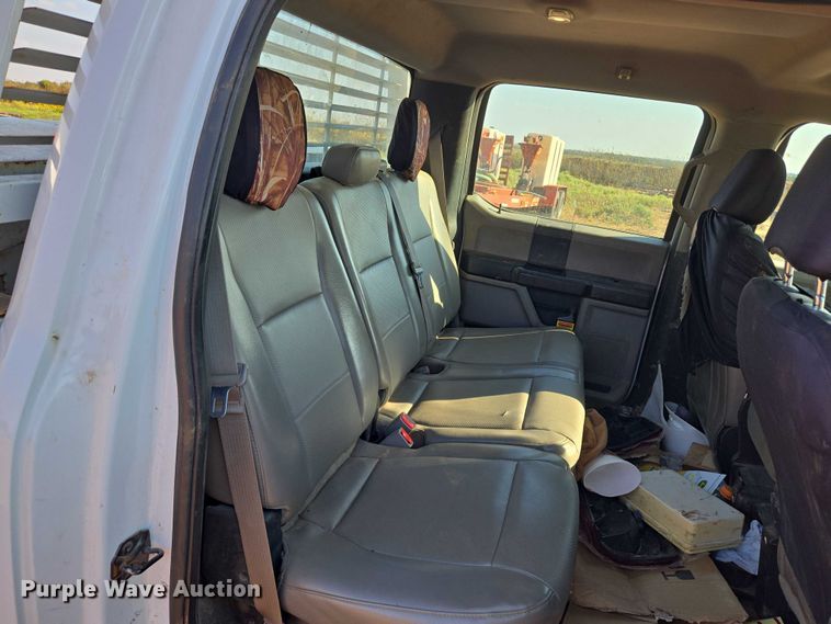 image for item EU3921 2017 Ford F250 Super Duty XL Crew Cab pickup truck