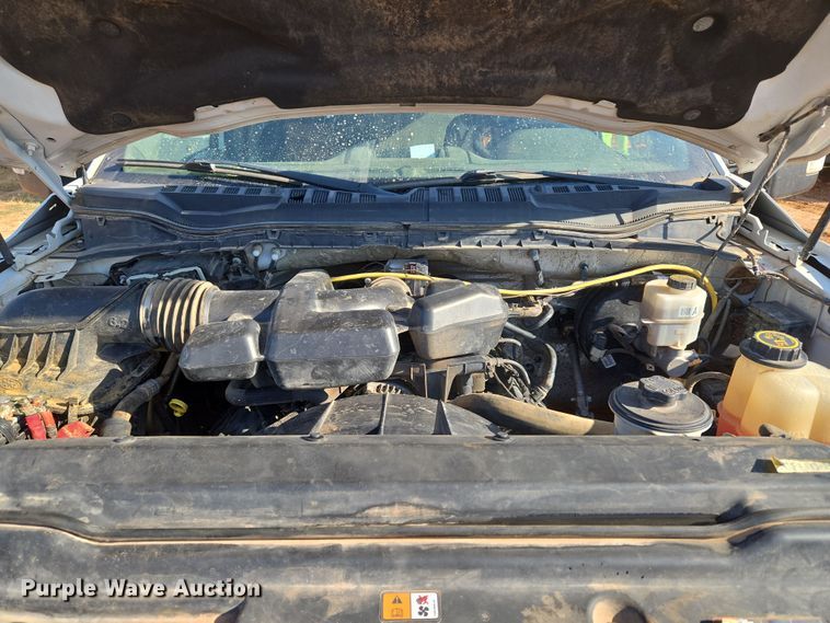 image for item EU3921 2017 Ford F250 Super Duty XL Crew Cab pickup truck