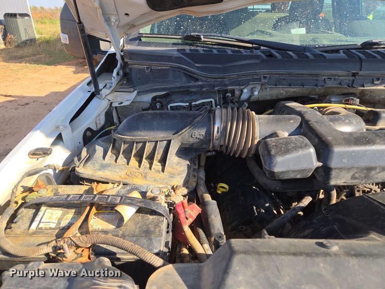 image for item EU3921 2017 Ford F250 Super Duty XL Crew Cab pickup truck