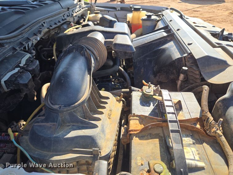 image for item EU3921 2017 Ford F250 Super Duty XL Crew Cab pickup truck