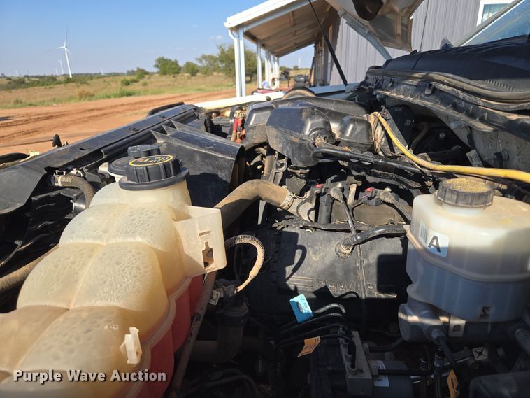 image for item EU3921 2017 Ford F250 Super Duty XL Crew Cab pickup truck