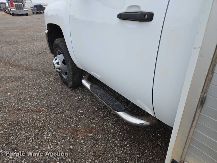 image for item EU3946 2013 Chevrolet Silverado 3500HD utility bed pickup truck