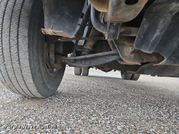 image for item EU3946 2013 Chevrolet Silverado 3500HD utility bed pickup truck