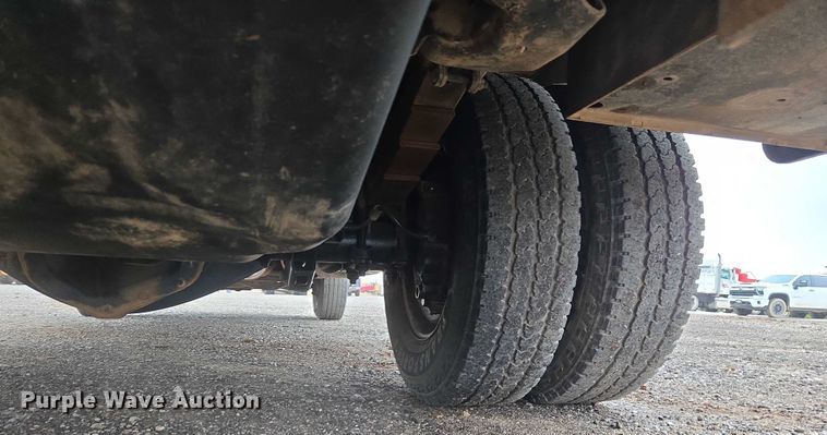 image for item EU3946 2013 Chevrolet Silverado 3500HD utility bed pickup truck