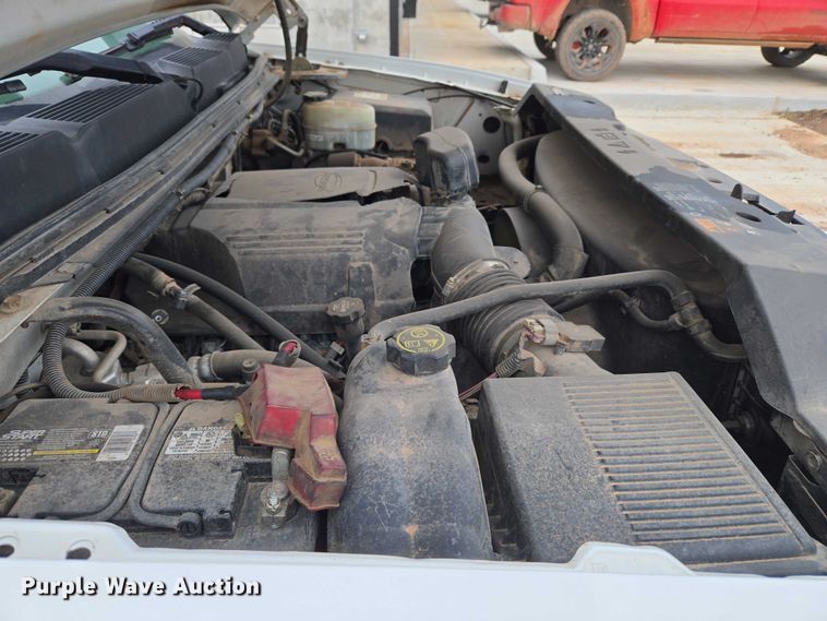 image for item EU3946 2013 Chevrolet Silverado 3500HD utility bed pickup truck