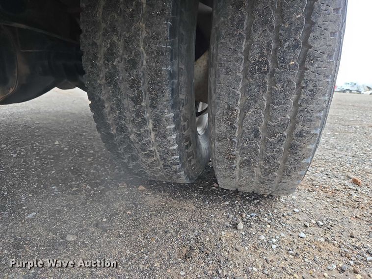 image for item EU3946 2013 Chevrolet Silverado 3500HD utility bed pickup truck