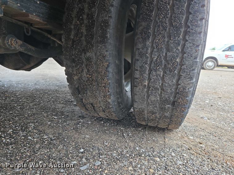 image for item EU3946 2013 Chevrolet Silverado 3500HD utility bed pickup truck