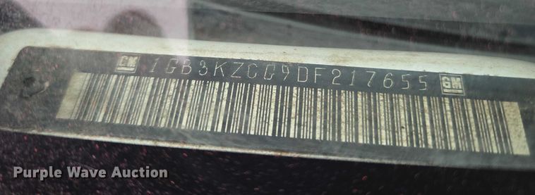 image for item EU3946 2013 Chevrolet Silverado 3500HD utility bed pickup truck