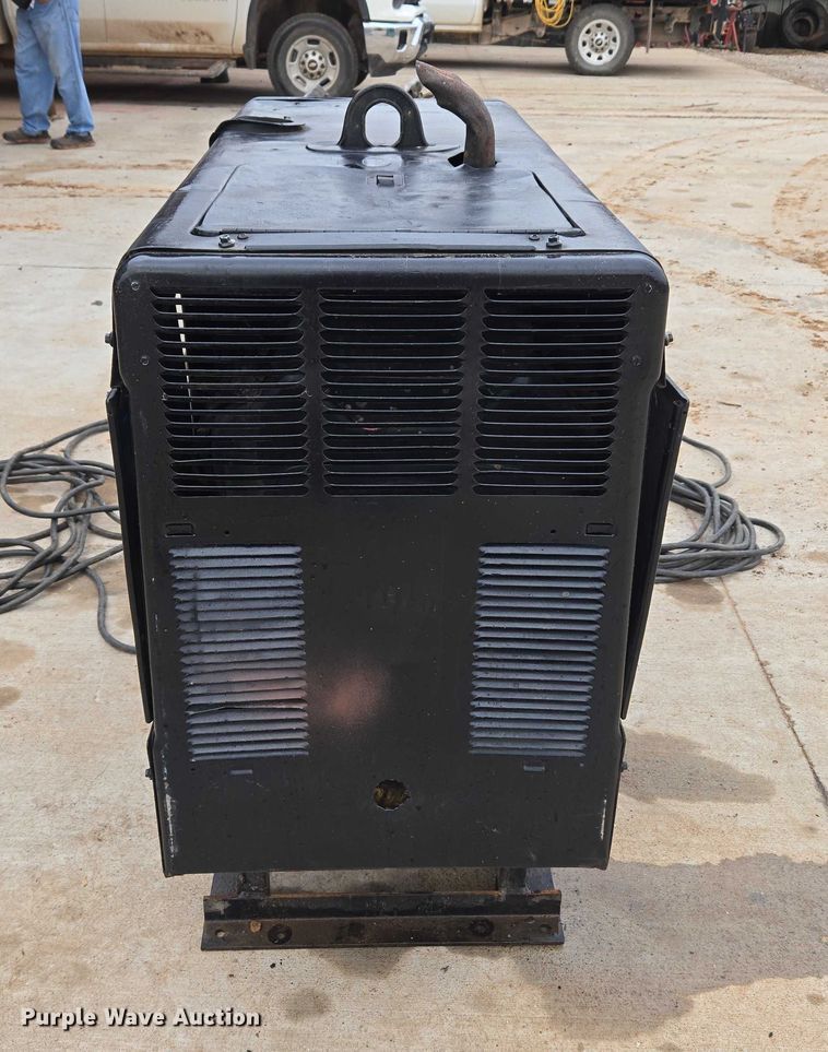 image for item EU3951 Miller Bobcat 250 welder/generator