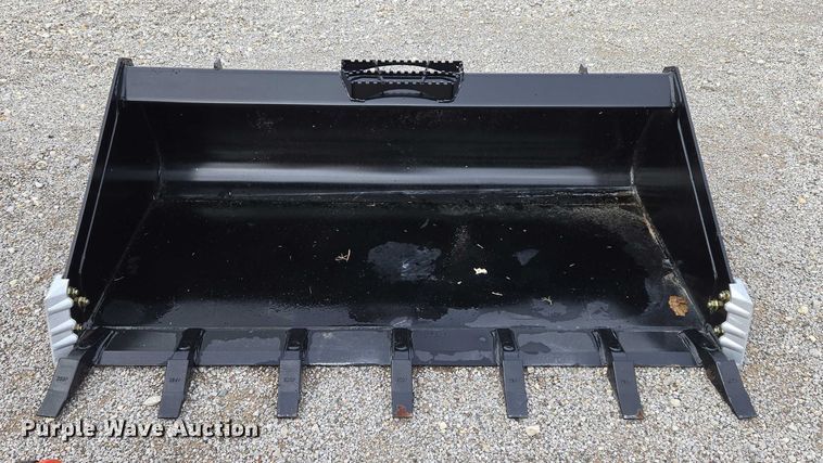 image for item EU3954 Land Pride HD68LLT skid steer bucket