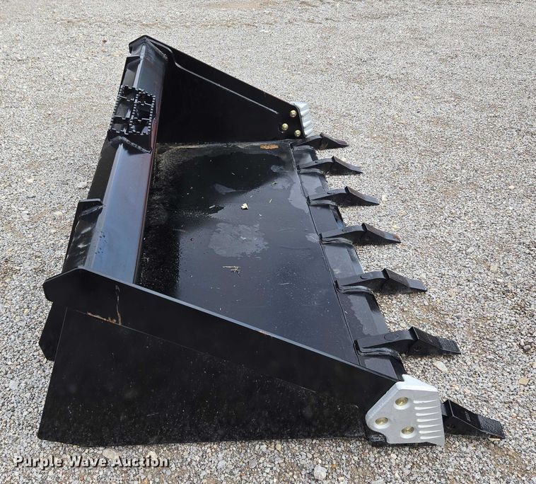image for item EU3954 Land Pride HD68LLT skid steer bucket