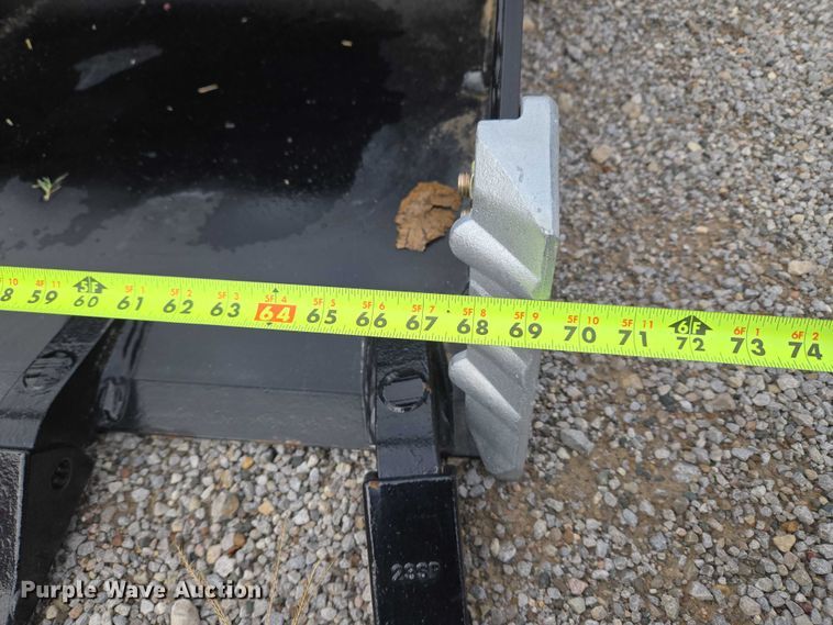 image for item EU3954 Land Pride HD68LLT skid steer bucket