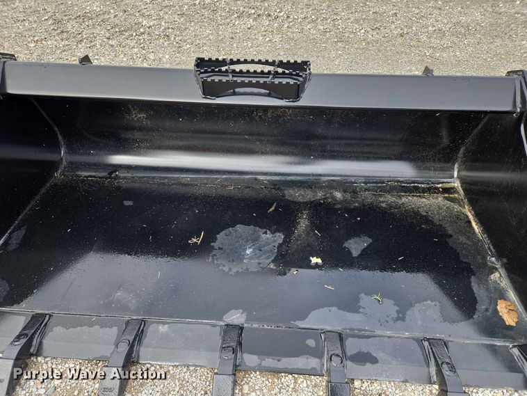 image for item EU3954 Land Pride HD68LLT skid steer bucket