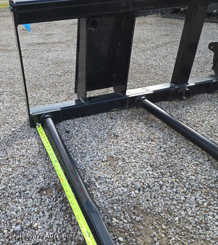 image for item EU3956 Land Pride BSE50 bale spear