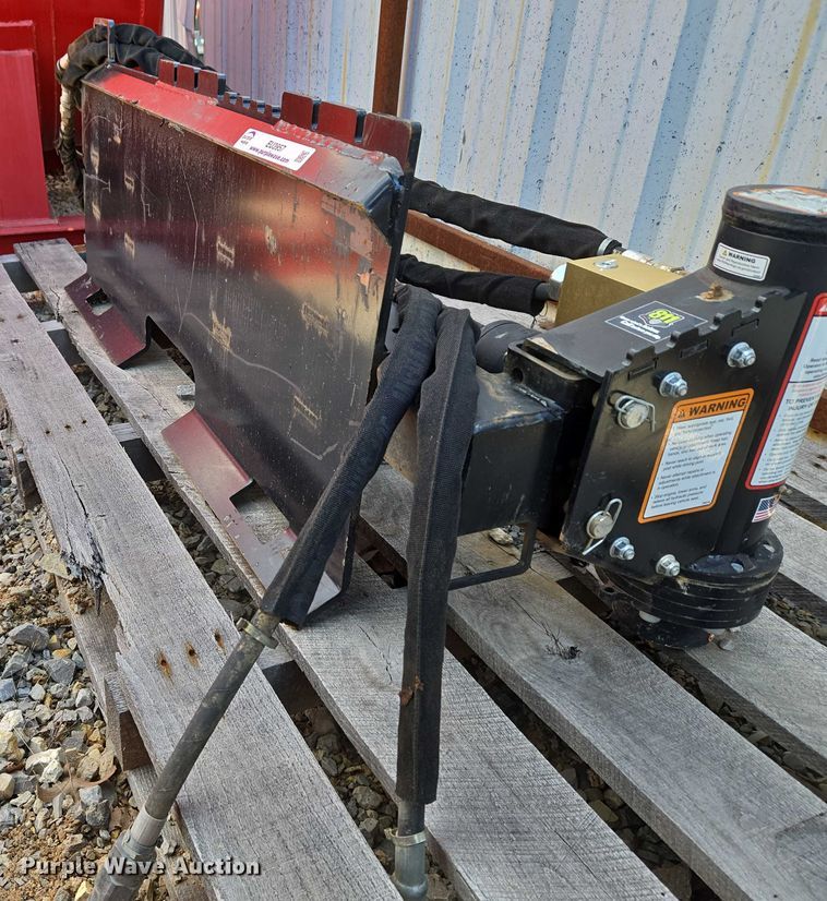 image for item EU3957 Danuser T3 Driver skid steer T-post driver