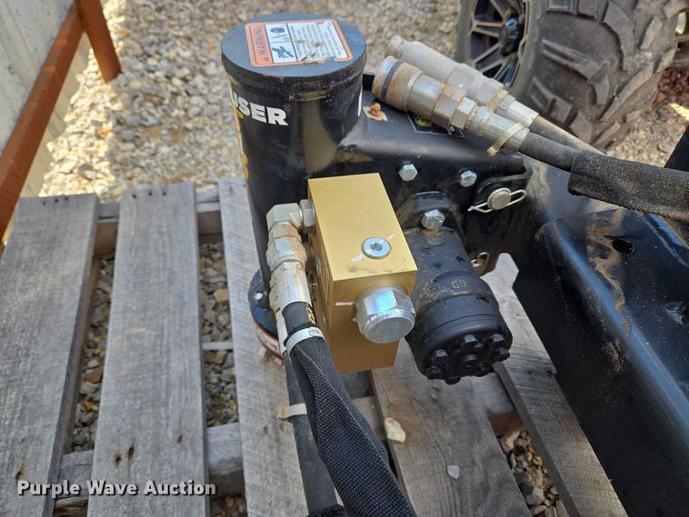 image for item EU3957 Danuser T3 Driver skid steer T-post driver