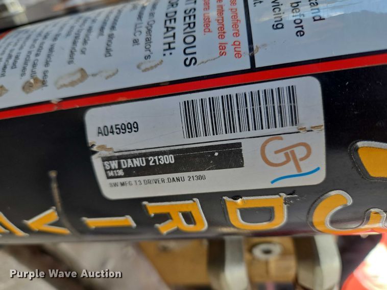 image for item EU3957 Danuser T3 Driver skid steer T-post driver