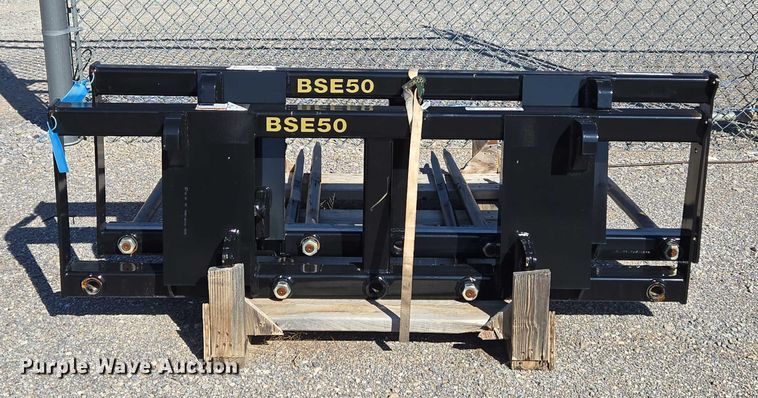 image for item EU3959 Land Pride BSE50 bale spear