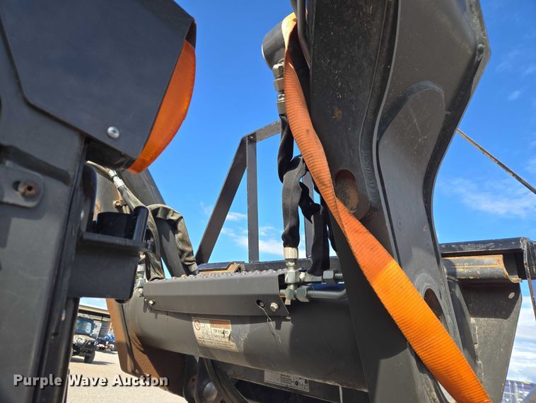 image for item EU3960 2012 New Holland L230 skid steer loader
