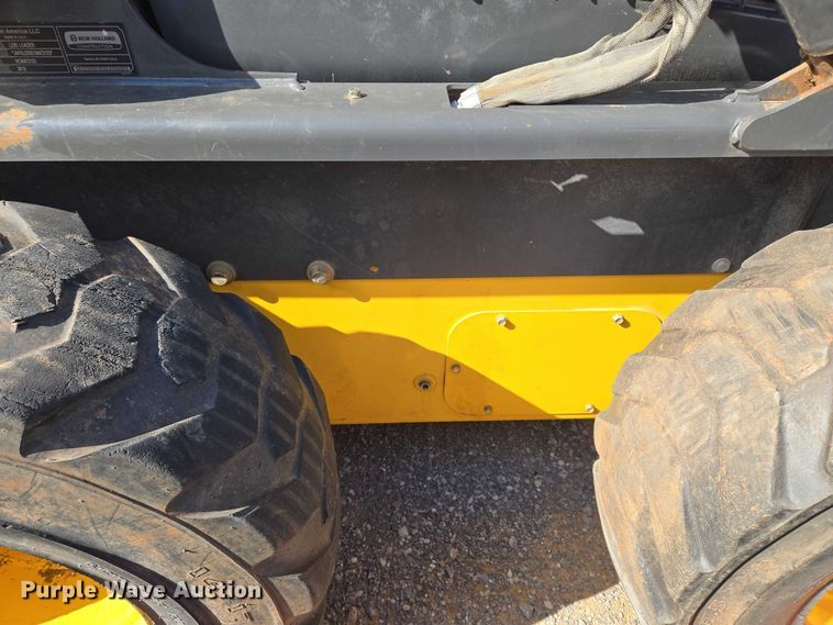 image for item EU3960 2012 New Holland L230 skid steer loader