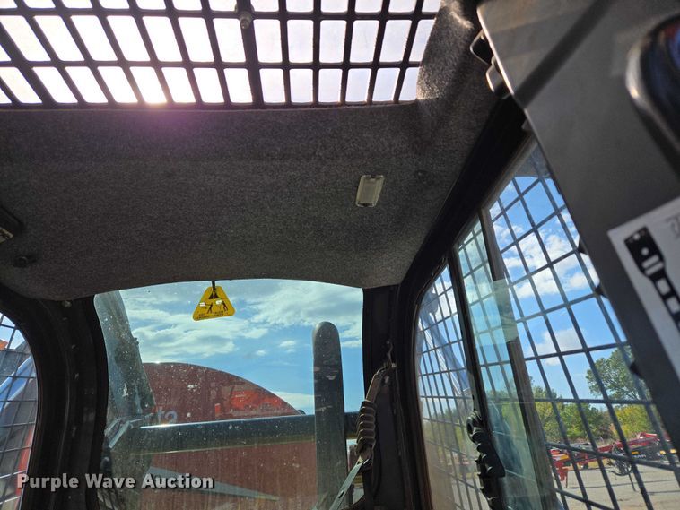 image for item EU3960 2012 New Holland L230 skid steer loader