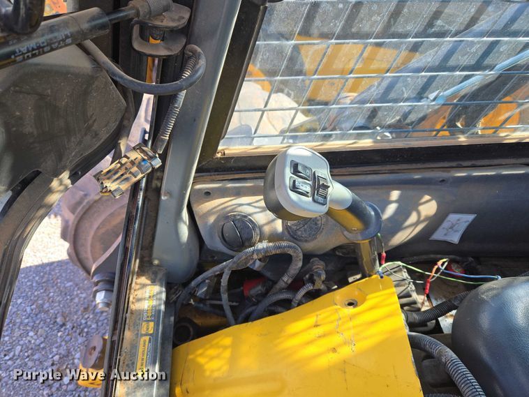 image for item EU3960 2012 New Holland L230 skid steer loader