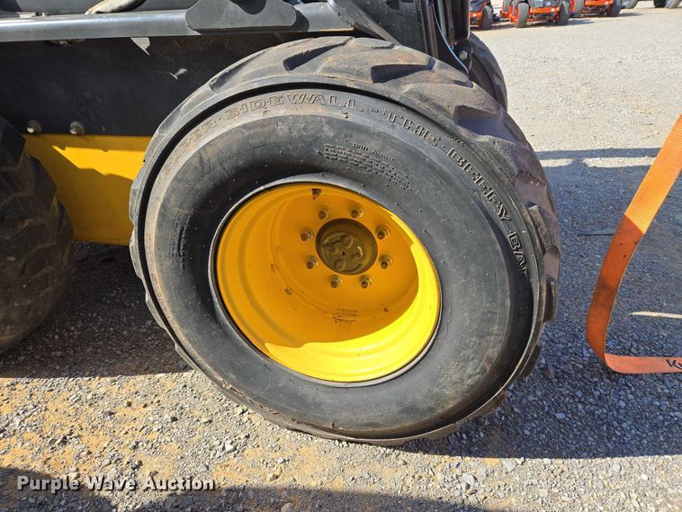 image for item EU3960 2012 New Holland L230 skid steer loader