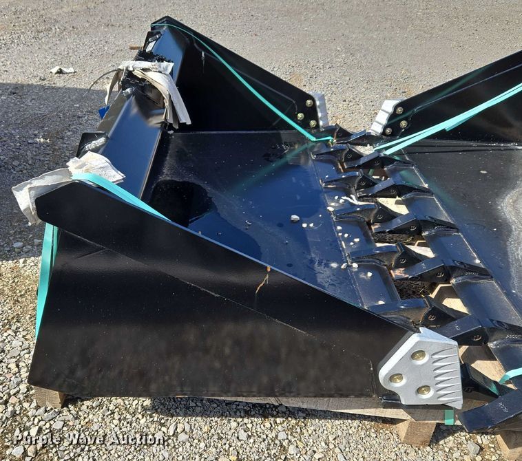 image for item EU3961 Land Pride AP-HD68LLT skid steer bucket