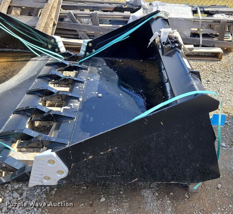 image for item EU3961 Land Pride AP-HD68LLT skid steer bucket