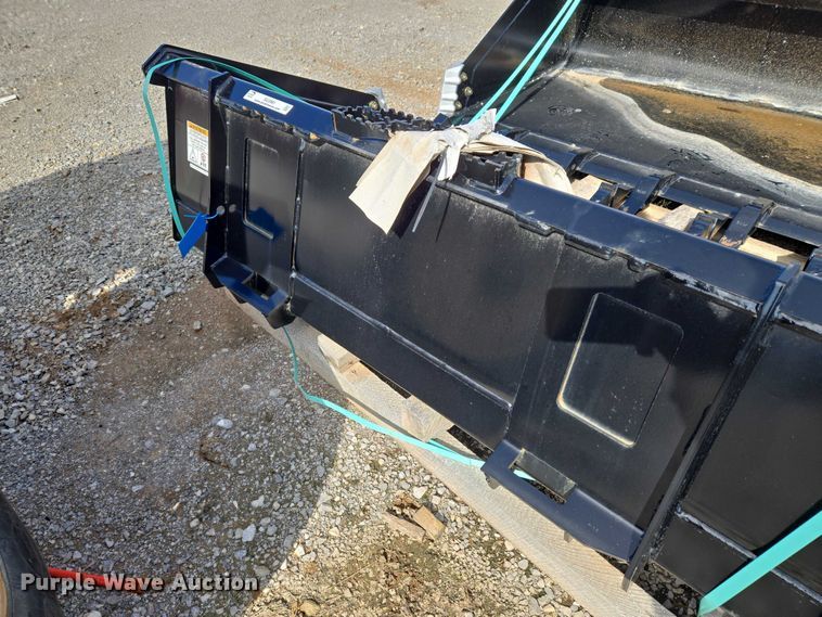 image for item EU3961 Land Pride AP-HD68LLT skid steer bucket