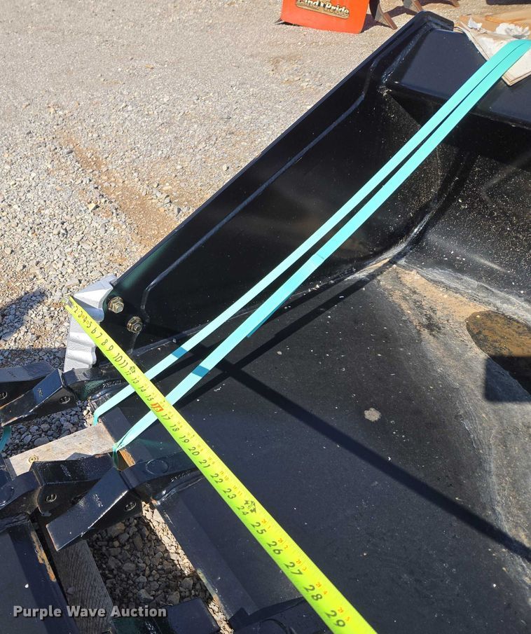 image for item EU3962 Land Pride AP-HD68LLT skid steer bucket