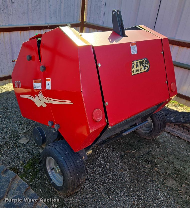 image for item EU3964 Tar River Implements SRB-870 mini round baler