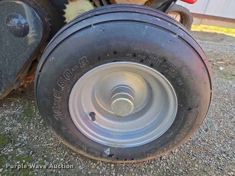 image for item EU3964 Tar River Implements SRB-870 mini round baler