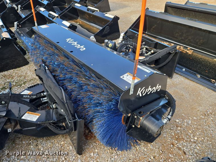 image for item EU3973 Kubota AB72 skid steer broom