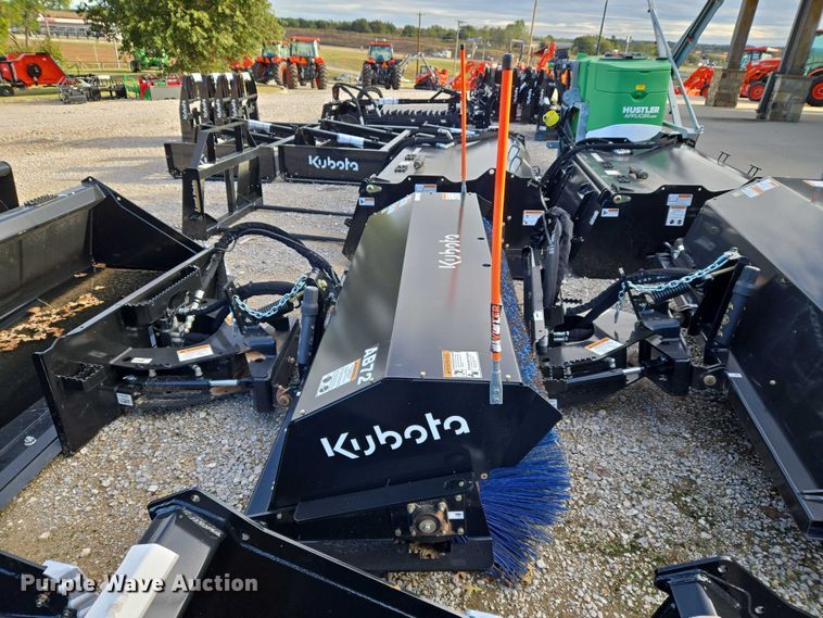 image for item EU3973 Kubota AB72 skid steer broom