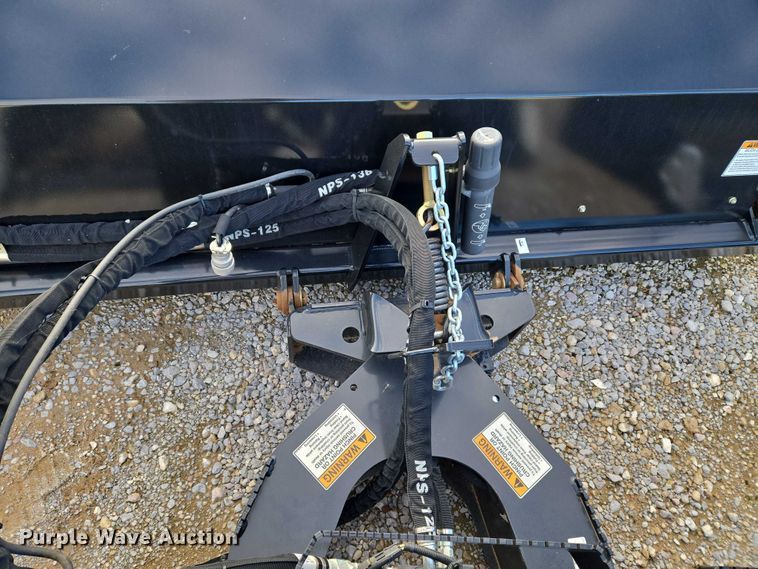 image for item EU3973 Kubota AB72 skid steer broom